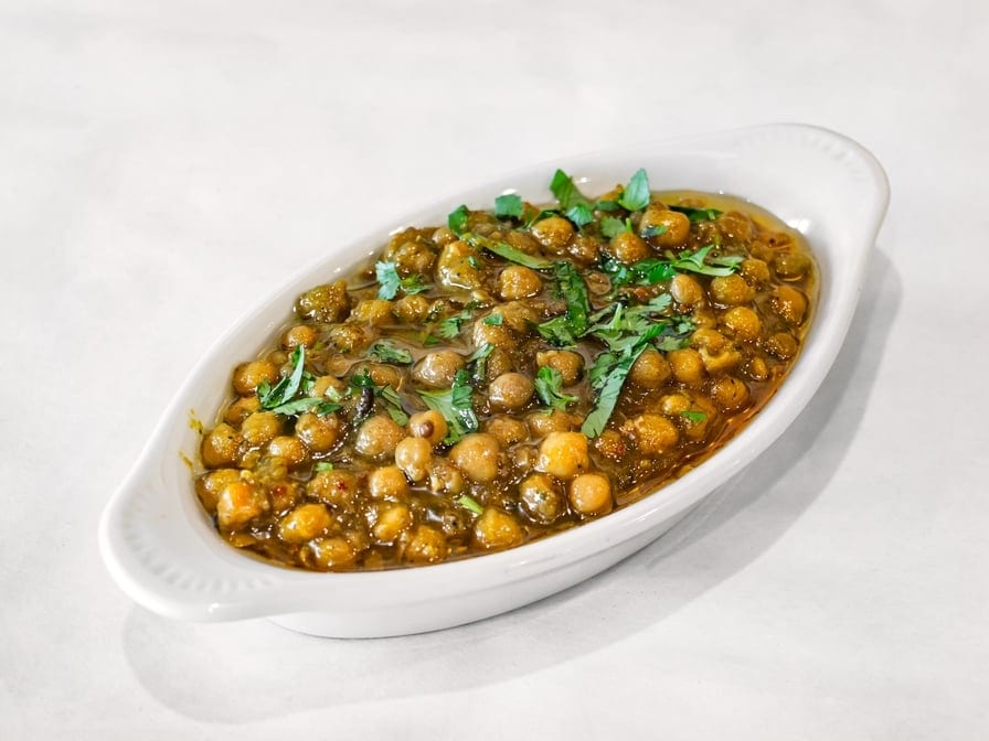 WHITE CHANA.