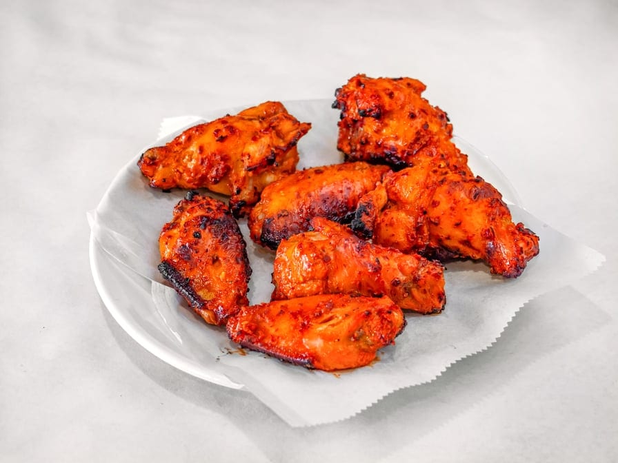 CHICKEN WINGS (6 Pcs).