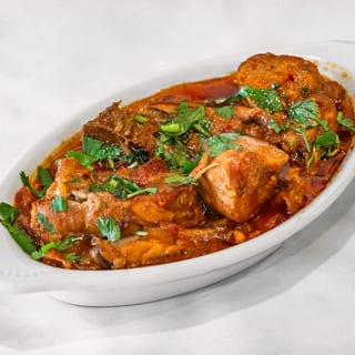 CHICKEN CURRY (Saucey)