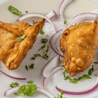 SAMOSAS ( Aloo 2 Pcs)
